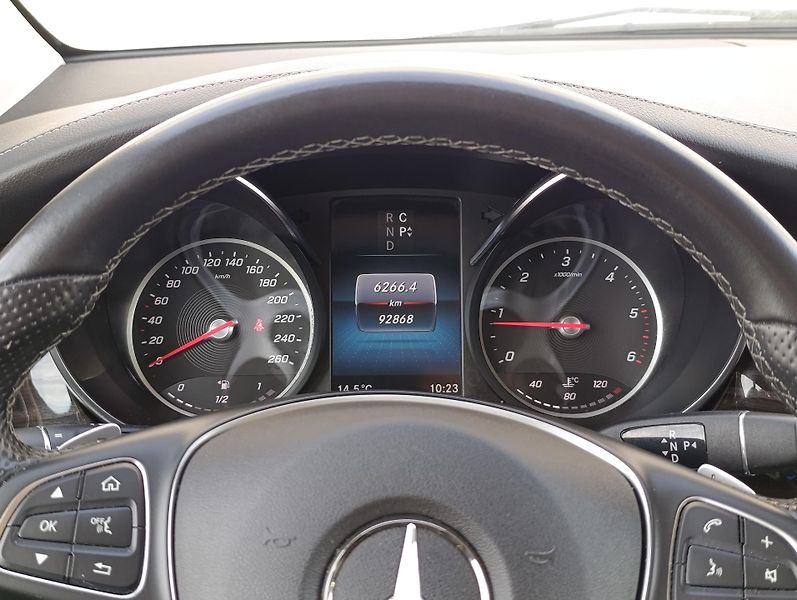 Mercedes-Benz Třídy V 300d AMG 4M ČR 1.MAJ DPH - fotka 25 z 36