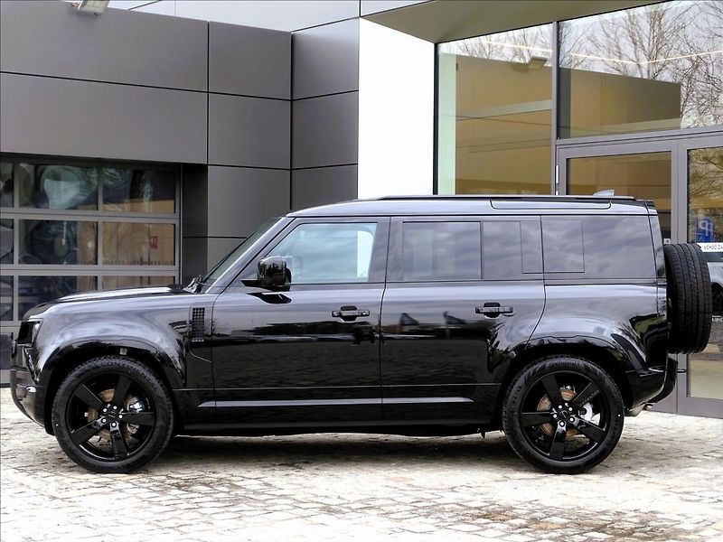 Land Rover Defender (2026) 110 D200 X-DYNAMIC SE - fotka 2 z 29