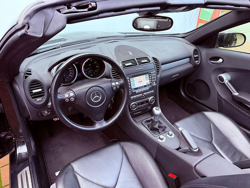 Mercedes-Benz SLK 350 Manuál, 80 tkm, Serviska - fotka 15 z 34