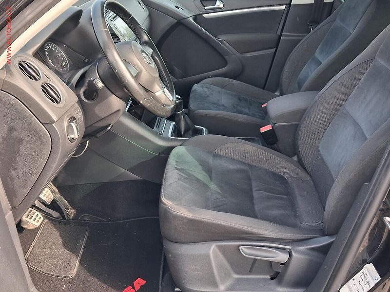 Volkswagen Tiguan (2011) 2.0 TDi 4x4, AC, tempo - fotka 9 z 19