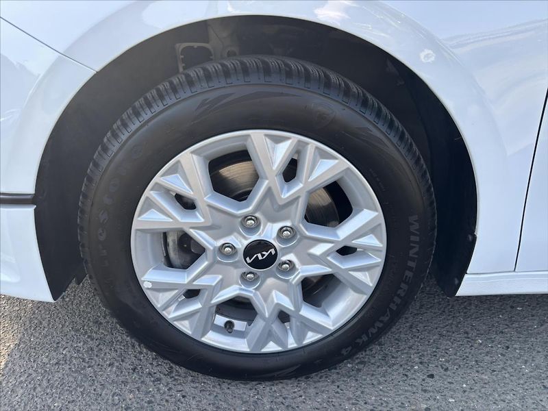 Kia Ceed 1,5 TGDi AT TOP ZÁRUKA ADAPTIV - fotka 37 z 45