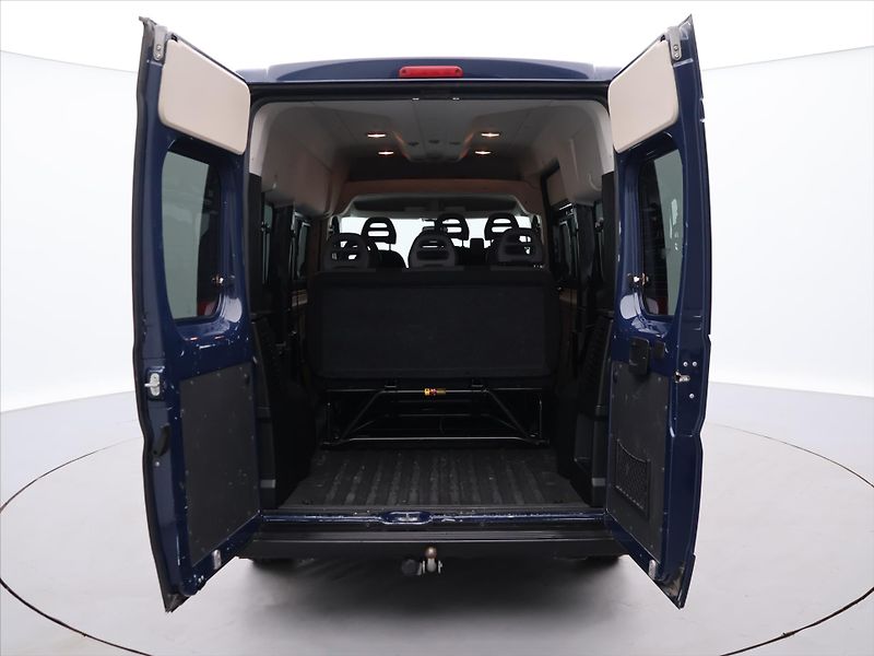 Fiat Ducato 2,3 JTD 103kW Klima 9-Míst DPH - fotka 7 z 28