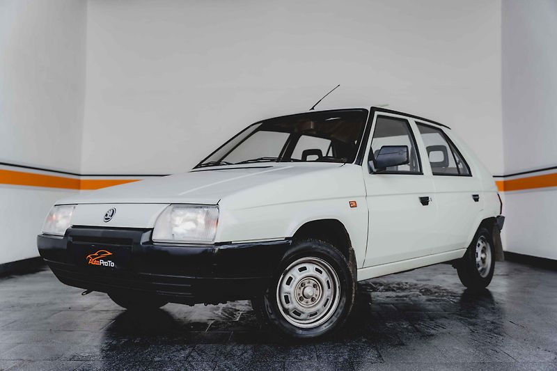 Škoda Favorit (1992) 135L*1992*1.majitel*54.000km - fotografie inzerátu