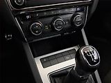 Škoda Octavia (2013) Ambition 1.6 TDI, Tempomat - náhled 15