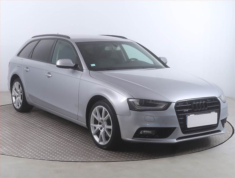 Audi A4 (2015) Attraction 2.0 TDI, 4X4 - fotografie inzerátu