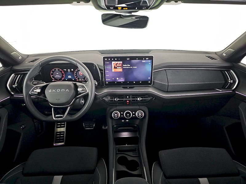 Škoda Kodiaq (2025) 2.0TDi 142kW 4x4 SPORTLINE 7S - fotka 10 z 30
