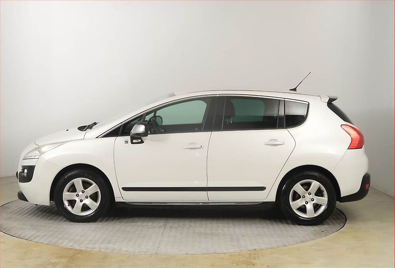 Peugeot 3008 (2013) Hybrid4, Automat, Tempomat - fotka 3 z 22