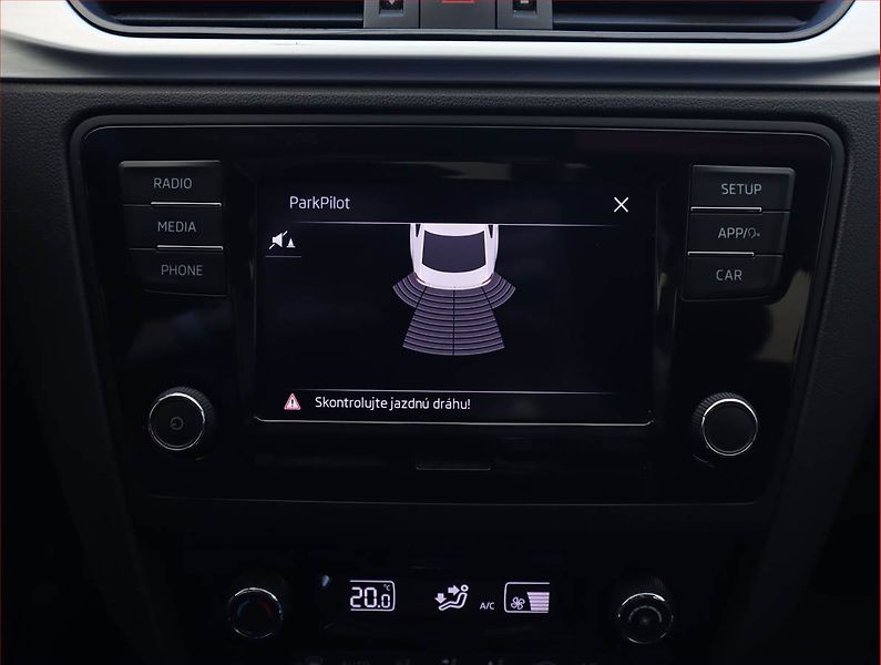 Škoda Rapid (2018) 1.0 TSI, Automat, Serv.kniha - fotka 16 z 20