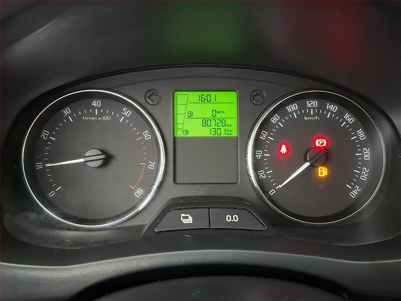 Škoda Roomster (2013) 1.2 TSI, Tempomat - fotka 11 z 14