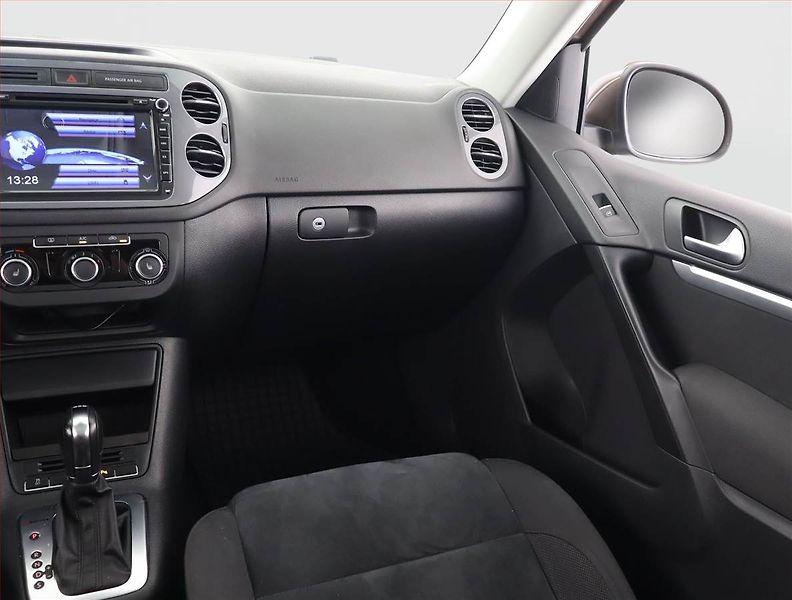 Volkswagen Tiguan (2012) Sport 2.0 TDI, 4X4, Automat - fotka 8 z 24