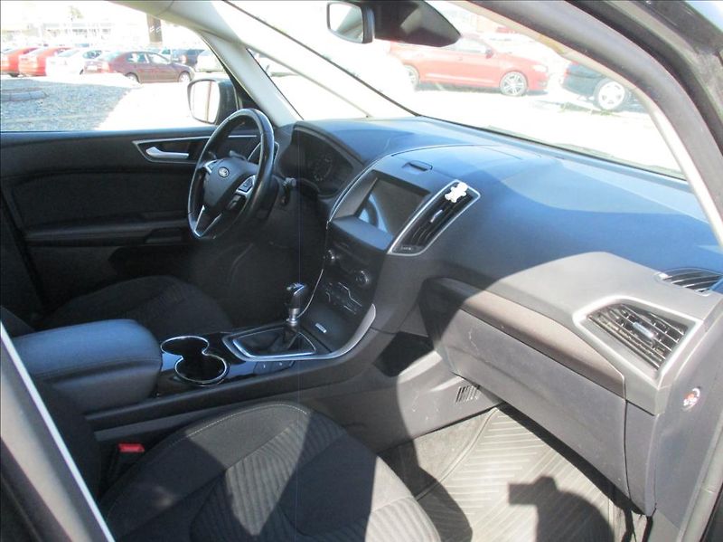 Ford S-MAX 2,0 TDCi, NAVI,serviska,tažné, - fotka 10 z 49