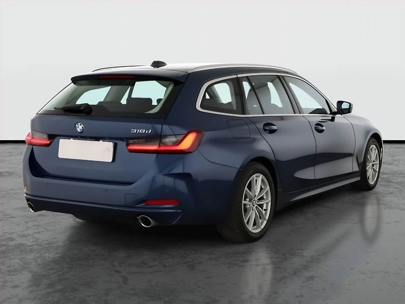 BMW Řada 3 (2023) 318 d - fotka 5 z 19