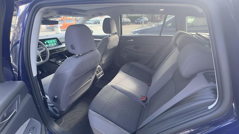 Volkswagen Golf (2024) 2.0TDI DSG Alltrack 4x4  - fotka 9 z 14