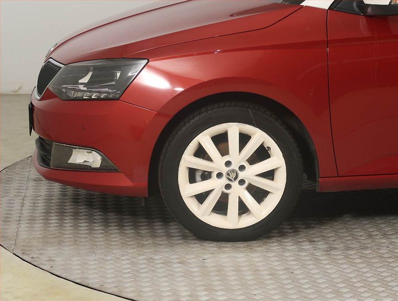 Škoda Fabia (2014) 1.2 TSI, Serv.kniha, Tempomat - fotka 14 z 20