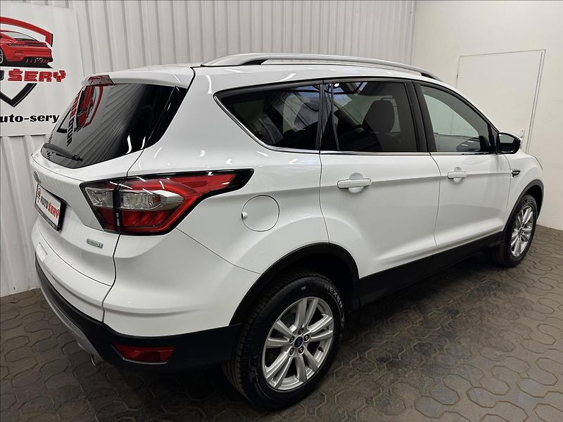 Ford Kuga 1.5EB 110kW TITANIUM 2XALU - fotka 8 z 36