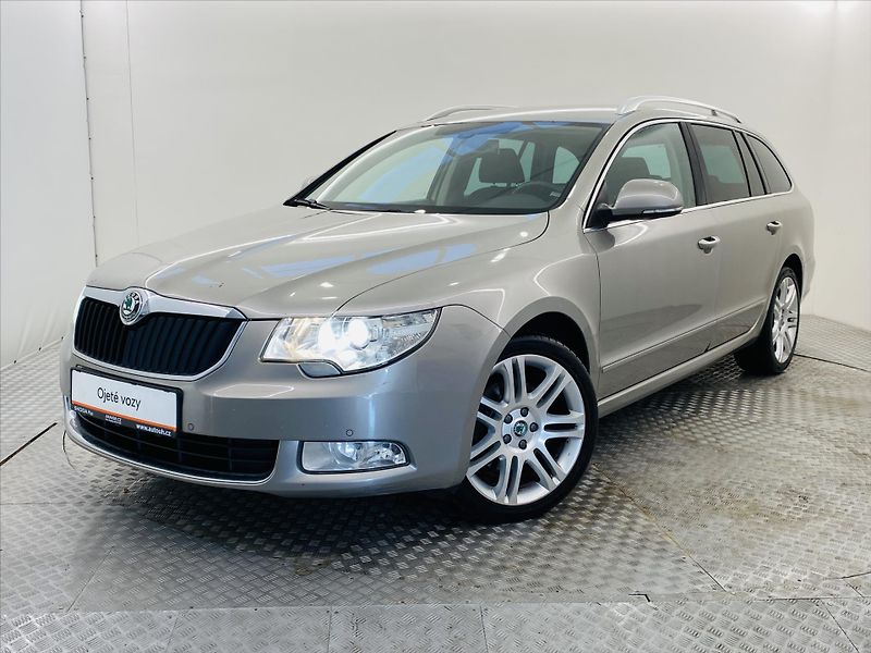 Škoda Superb 2,0 TDI 125kW 4x4 Elegance - fotografie inzerátu