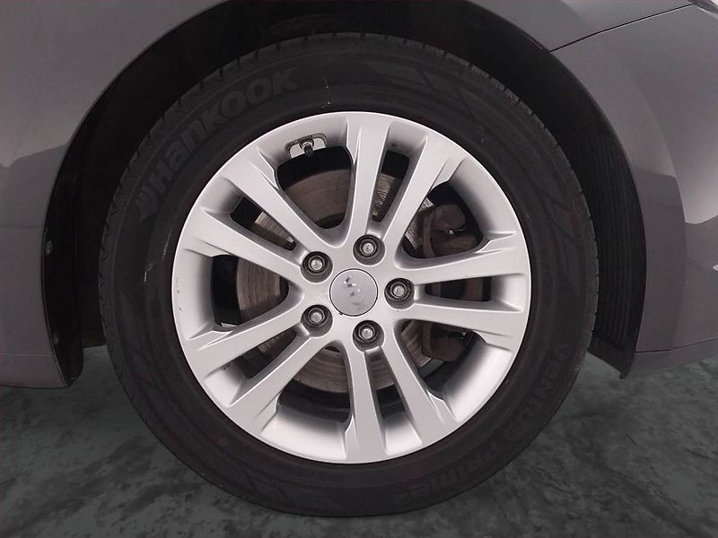Kia Ceed (2015) 1.4 CVVT, ČR,1.maj, Serv.kniha - fotka 15 z 18
