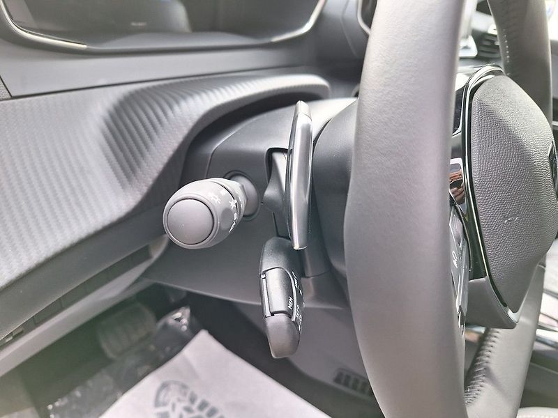 Peugeot 208 (2026) ALLURE Hybrid 110 e-DCS6 - fotka 10 z 19