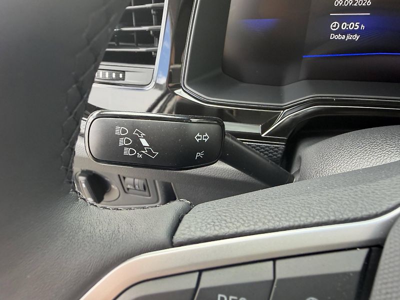 Volkswagen Polo (2025) People 5G 1,0TSi - fotka 17 z 25