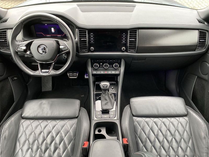 Škoda Kodiaq (2022) 2.0 TDI 4x4 DSG Sportline - fotka 5 z 37