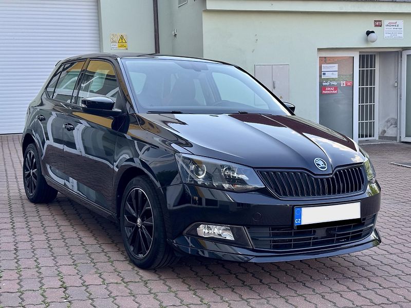 Škoda Fabia (2016) 1.2TSI Monte Carlo - fotka 2 z 21