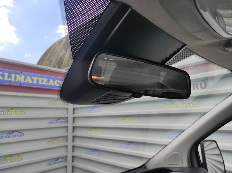 Ford Transit Custom 2,0EcoBlue mHev, L2, 6 míst,TZ - fotka 26 z 46