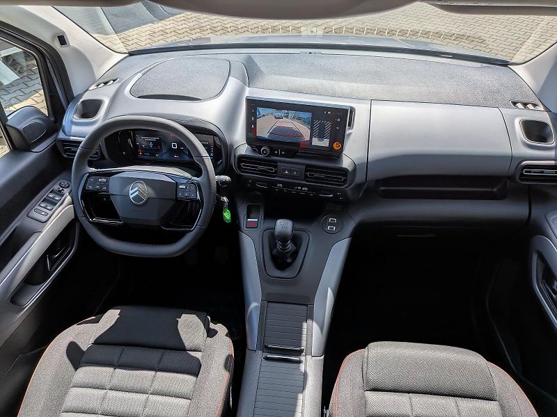 Citroën Berlingo (2026) MAX Diesel 130k Manual - fotka 12 z 12