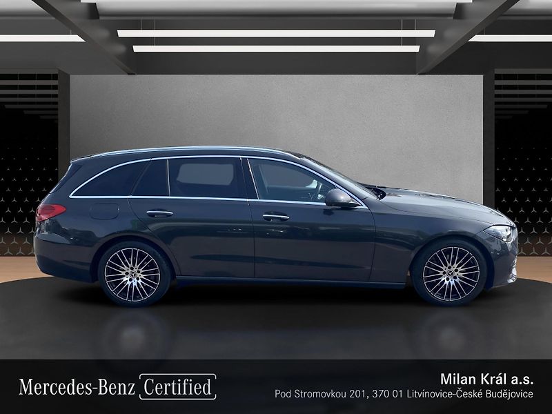 Mercedes-Benz Třídy C C 200 4MATIC kombi - fotka 6 z 26