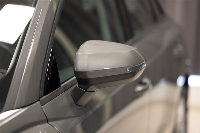 Audi Q3 1,5 35 TFSI S-LINE NAVI VÝHŘEV - fotka 36 z 37