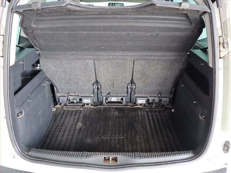 Škoda Roomster (2013) 1.2 TSI, Tempomat - fotka 14 z 15