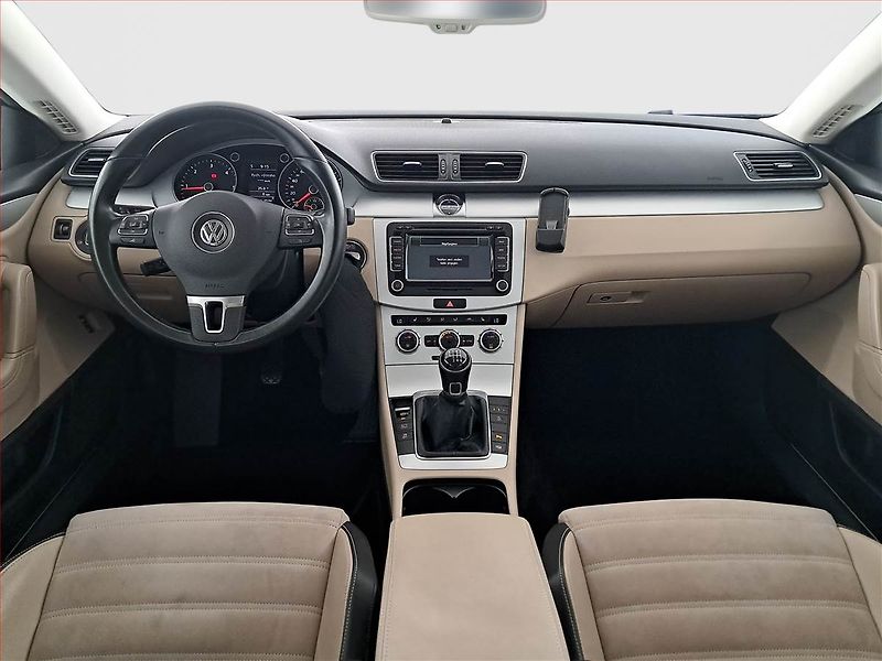 Volkswagen CC (2013) Highline 2.0 TDI, Kůže, Navi - fotka 8 z 21