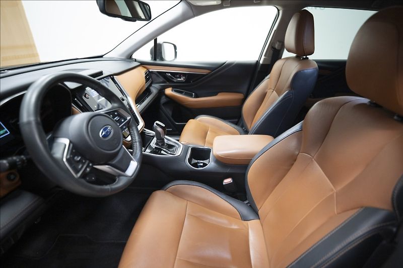 Subaru Outback 2,5 i AT AWD NAVI KAMERA TAŽNÉ - fotka 8 z 45