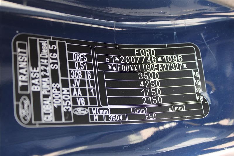 Ford Transit 2,2 TDCi valník + plachta - fotka 25 z 30