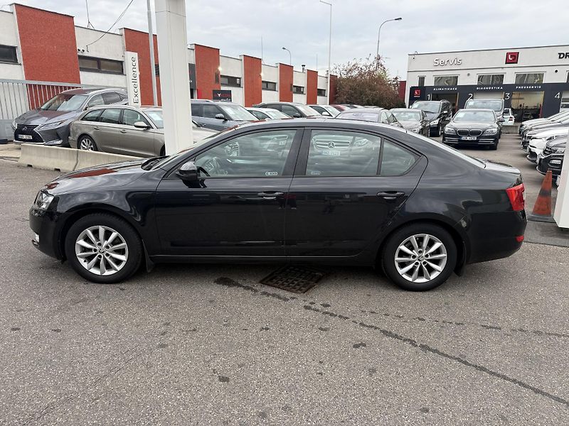 Škoda Octavia 1.0 TSI 85KW  - fotka 9 z 32