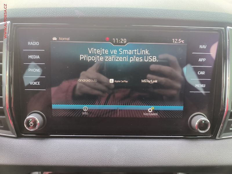 Škoda Karoq (2019) 2.0 TDi 4x4, ČR, SportLine - fotka 14 z 26