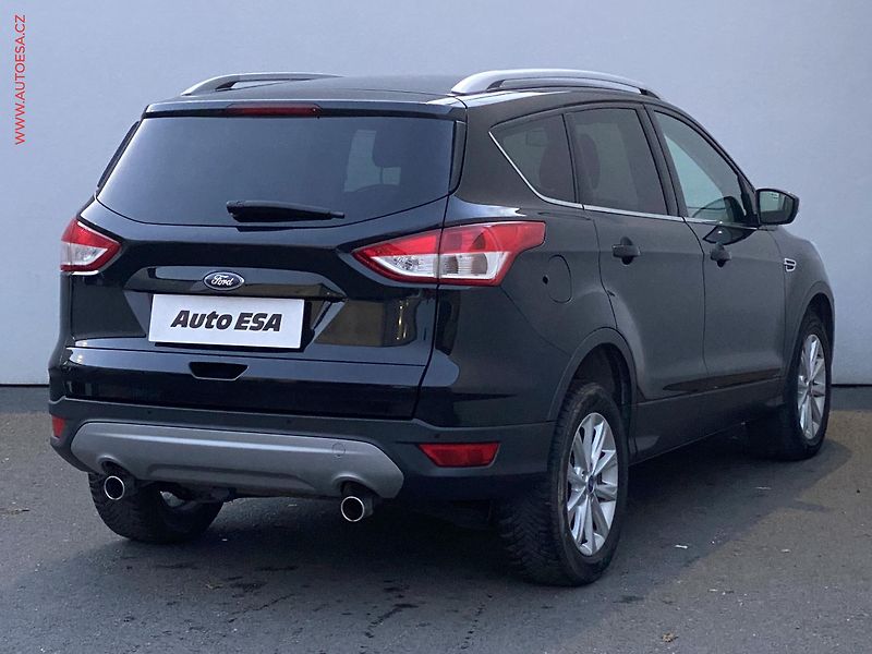 Ford Kuga (2015) 2.0 TDCi 4X4, Titanium, TZ - fotka 4 z 16