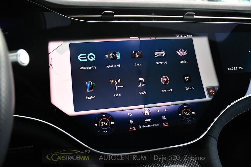 Mercedes-Benz EQS 580 4M SUV HYPERSCREEN K360°  - fotka 35 z 60