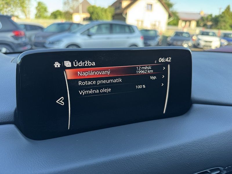 Mazda CX-5 (2018) 2.0 G-165 LED Navi Kamera Blis - fotka 13 z 45