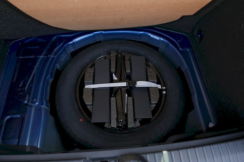 Škoda Kamiq (2025) 1.0 TSI 85 kW M6° Monte Carlo - fotka 21 z 22