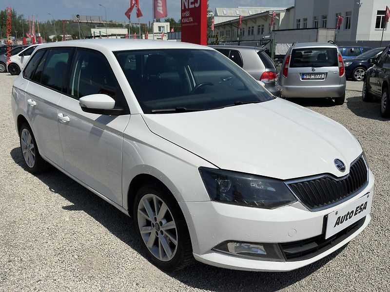 Škoda Fabia (2015) 1.4TDi, ČR, Style, xenon - fotografie inzerátu