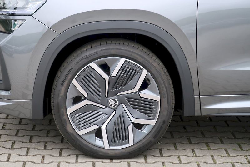 Škoda Kodiaq (2025) SposrtLine 2,0 TDi/142 kW 4X4 - fotka 32 z 32