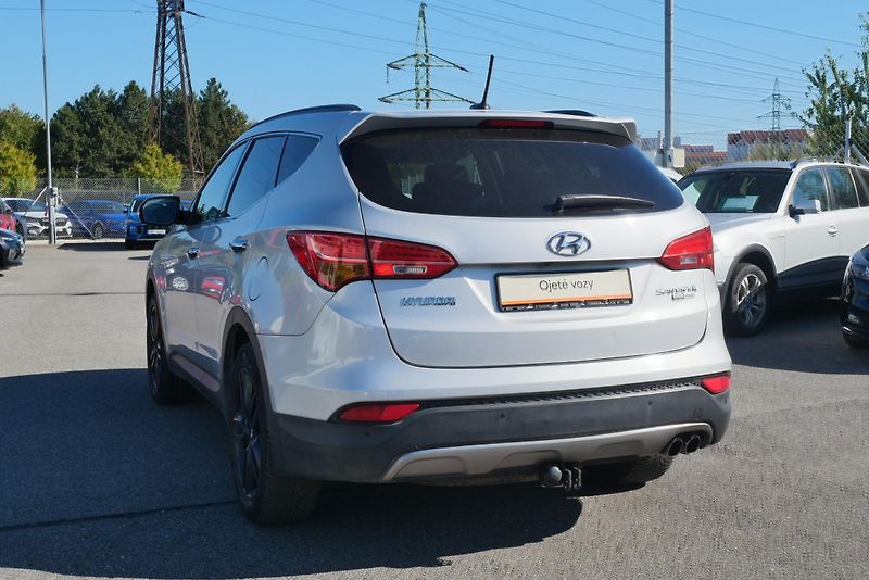Hyundai Santa Fe - fotka 4 z 6