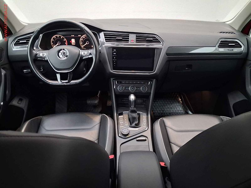 Volkswagen Tiguan (2017) 2.0 TSi 4 Motion, Highline - fotka 8 z 23