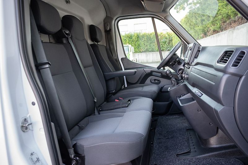 Renault Master 2.3DCi*110kW*L2H2*KAMERA*DPH* - fotka 11 z 30
