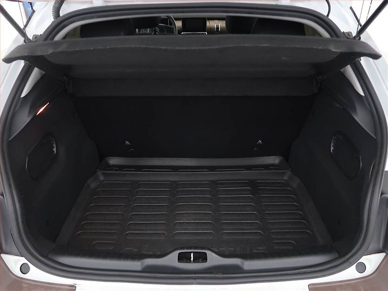 Citroën C4 Cactus (2014) 1.2 PureTech, Serv.kniha, Navi - fotka 14 z 19