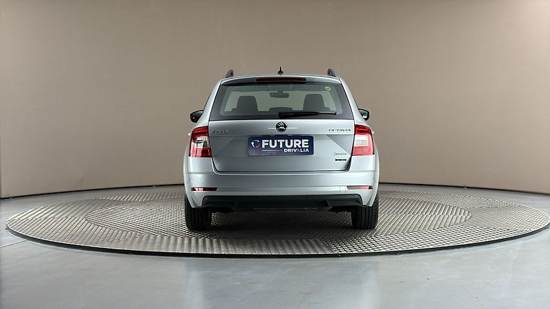 Škoda Octavia 1.5 TSI G-Tec DSG Ambition Com - fotka 5 z 23
