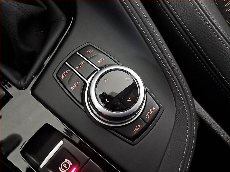 BMW X1 (2017) xDrive18d, 4X4, Automat - fotka 17 z 22