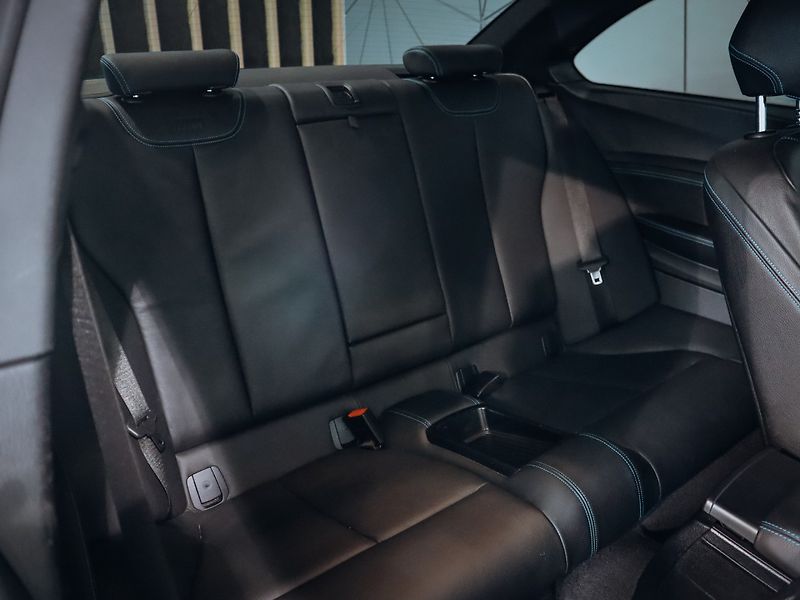 BMW M2 272 kW Automat - fotka 21 z 27