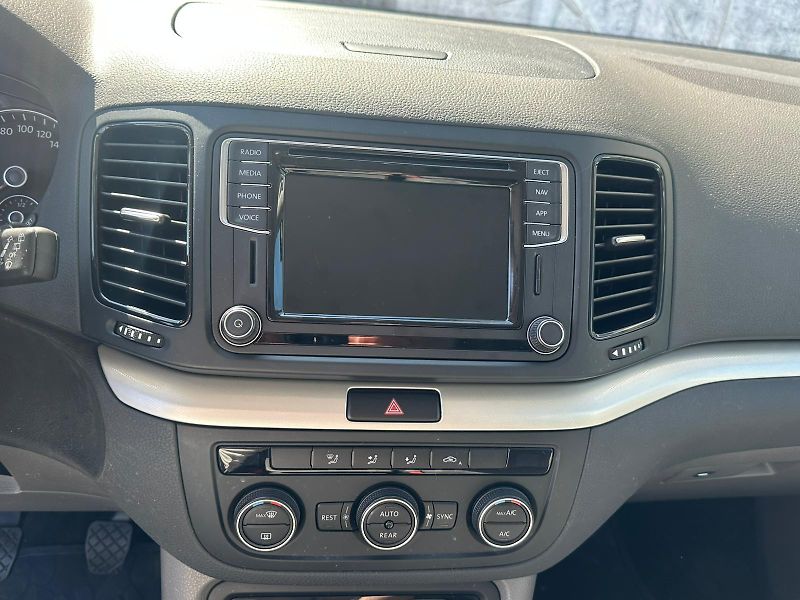 Seat Alhambra (2019) 2.0TDi, 110KW, ACC, BLIS, DPH - fotka 13 z 29