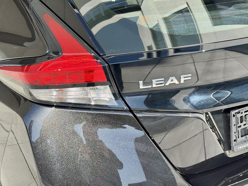 Nissan Leaf (2022) ELEKTRIC VISIA 1 MAJITEL - fotka 17 z 34